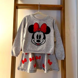 DISNEY Minnie Mouse Sweater & Skirt Set Size 3